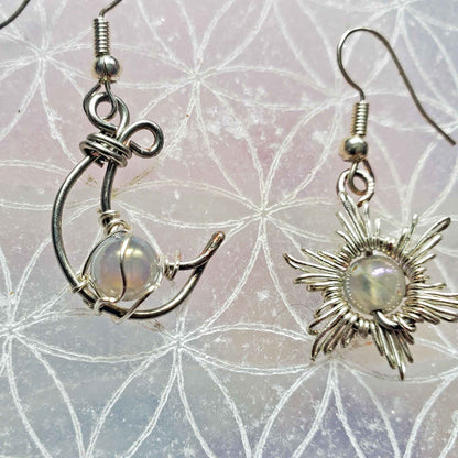 Agate Sun & Moon Earrings – Alignment, Grounding & Cosmic Radiance