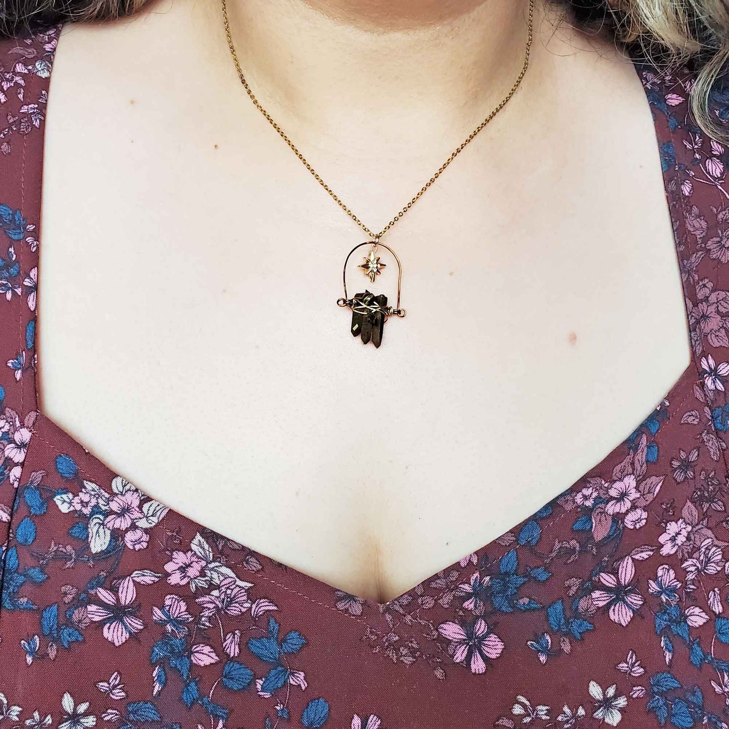 Bronze Titanium Quartz & Tiger Eye Necklace – Solar Power & Grounded Radiance