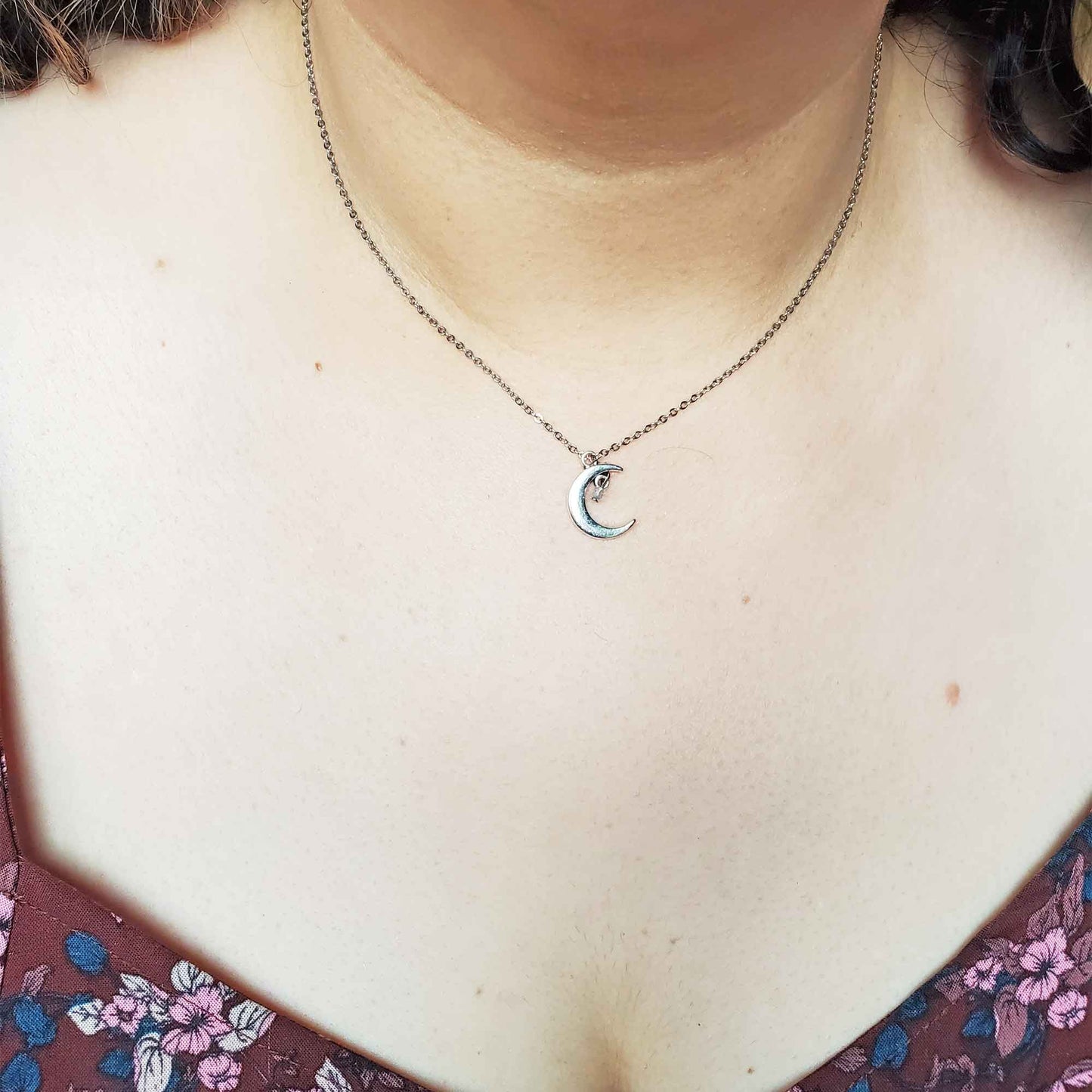 Labradorite Crescent Necklace – Inner Sight & Lunar Protection