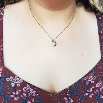 Moonstone Crescent Necklace – Lunar Grace & Intuitive Flow