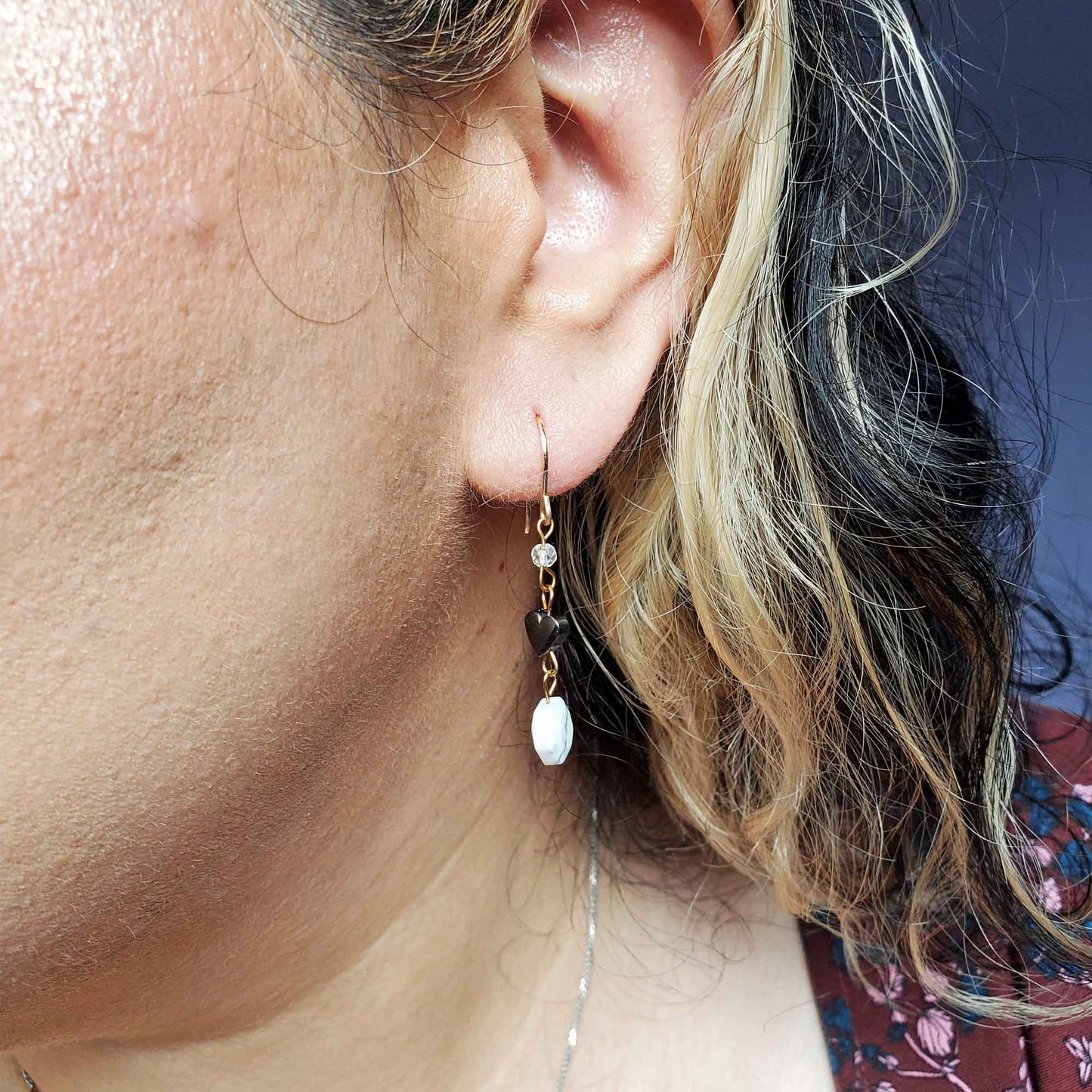 Hematite Heart & Howlite Earrings – Calm Strength & Energetic Clarity